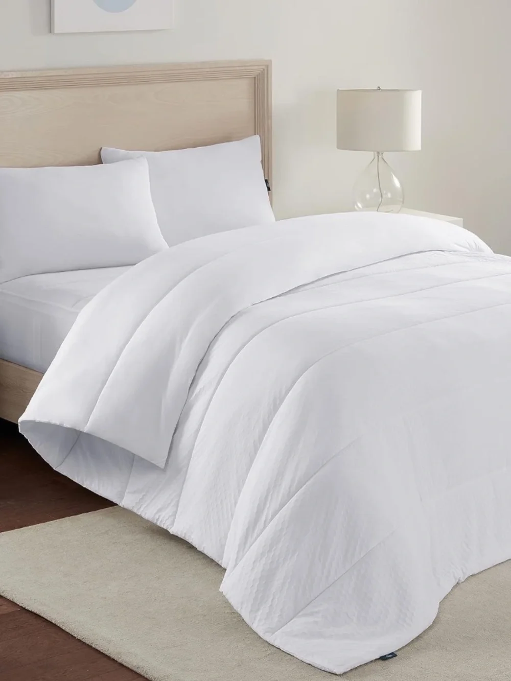 Serta Power Chill Soft Cooling Down Alternative Comforter, Lightweight Full/Quee